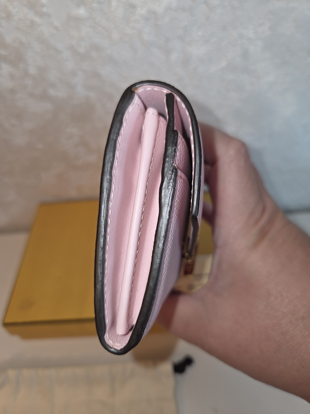 Fendi Pink Leather Envelope Wallet with Logo - Picture 10 of 13